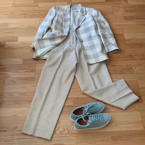 VTG Plaid 2pc pant suit 100% Wool Union made - Picture 2 of 16